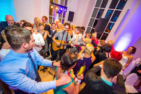 233 likes · 1 was here. Der Dj Mit Der Gitarre The Musicman Veranstaltungs Service Neuwied Wir Wirbeln Sie Feiern