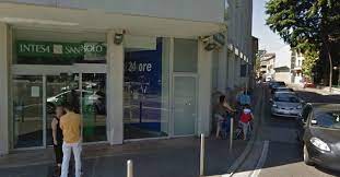 Reggio emilia piazza del monte, 1. Anche A Legnano Banche Aperte Il Sabato E A Orario Continuato Legnanonews