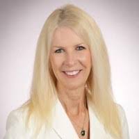 Linda Lotze's Instagram, Twitter & Facebook