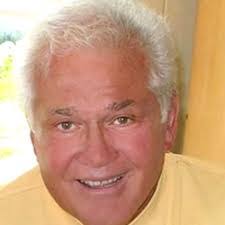 Jaime Sencion's Instagram, Twitter & Facebook