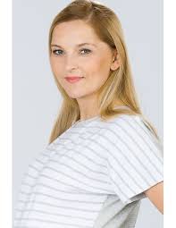 Maddie Green prosta i atrakcyjna bluzka ciążowa