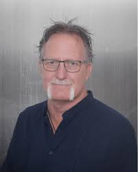 Keith Kuchenbecker's Instagram, Twitter & Facebook