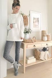 Chelsea gray is neutral so it doesn't pull too benjamin moore's gray paint colors will complement most roof colors, as well as brick. Light Neutral Paint Colors 2019
