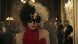 Here's your first look at emma stone as cruella de vil in disney's cruella. Cruella Trailer Emma Stone Plays Punk Rock Villain In Disney Remake Variety