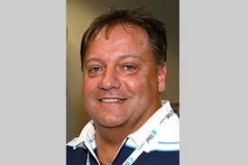 New Allstate Arena, Theater Head Eases In