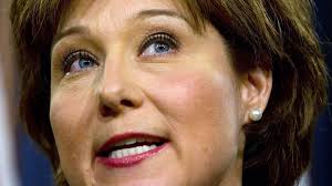 Christy Clark calls cleavage criticism 'stupid'