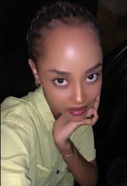 How's ur day going Y'all ??? 🇷🇼♥️🇷🇼