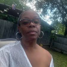 Very happy 40 th birthday to my sister in comedy @vanessagraddick !!!!!!!!!  Enjoy your day Queen..