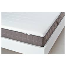 Bei ikea findest du die beliebtesten matratzentypen und matratzenauflagen passend zu deinem bett und deinen ansprüchen. Talgje Matratzenauflage Weiss 160x200 Cm Ikea Deutschland