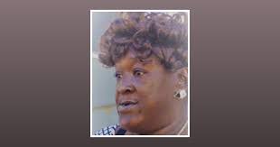 Ora Neal's Instagram, Twitter & Facebook