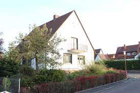 Modernes einfamilienhaus (reihenhaus) nb erstbezug, eigener gartenanteil, garage/slplatz 5 bauabschnitte ein haus ca. Referenzen Typische Projekte Und Objekte Immobilien Kafitz