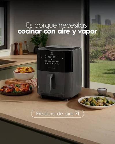 Hay dos tipos de freidoras de aire: las donde todo va por tandas… y Easy Fry XL Surface. 👀 Más superficie útil para cocinar de una sola vez y sin apilar ingredientes.