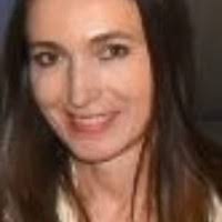 40+ profilů „Tina Cerna“