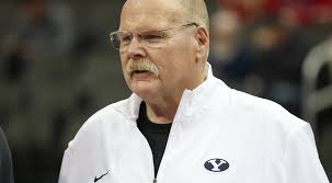 Wyoming Receives Commitment from 2,000-yard Rusher