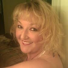 Paula Cantrell's Instagram, Twitter & Facebook