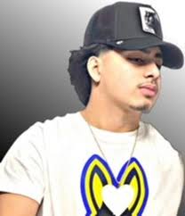 Darwin Perdomo's Instagram, Twitter & Facebook