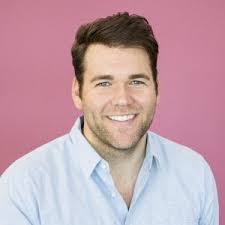 Thomas Leach's Instagram, Twitter & Facebook