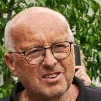 6 "Walt Rosenberg" profiles