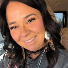 Can people with rheumatoid arthritis, fibromyalgia, eczema, hashimoto's,  and sjogren's get tattoos?