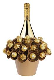 Creative Ways Beautiful Best Valentine Gift Ideas For Men 17 In 2020 Chocolate Bouquet Chocolate Bouquet Diy Chocolate Flowers Bouquet
