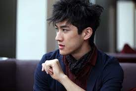 After singing only friends at a gathering. Aarif Rahman Family Wife Son Daughter Father Mother Age Height Biography Profile Wedding Photos