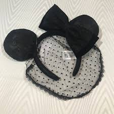 Finnick is a supporting character in disney's 2016 animated feature film zootopia. Disney Accessories Disney Parks Halloween Ears Veil Black Widow Poshmark