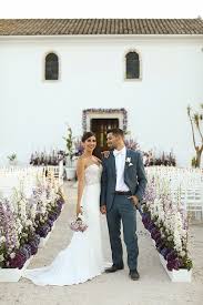 Ο κορυφαίος οδηγός γάμου σε όλη την ελλάδα, αναγνωρισμένος με πάνω από 80.000 θαυμαστές στο facebook. O Pio Oneiremenos Gamos Se Ellhniko Nhsi Love4weddings Purple Wedding Island Weddings Beautiful Weddings