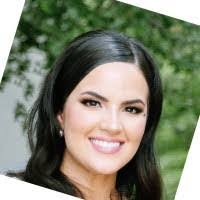 Trisha Vickers's Instagram, Twitter & Facebook