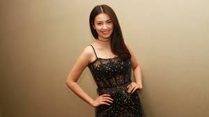 Hujan bulan juni merupakan film yang diangkat dari novel karya sastrawan sapardi djoko damono. Velove Vexia Dan Tantangan Besar Berperan Di Film Hujan Bulan Juni Kumparan Com