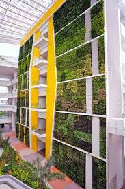 Ite College Central Vertikale Begrunung Indoor Vertikaler Garten Grune Highlights Und Garten