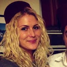 Arianna Sanders's Instagram, Twitter & Facebook