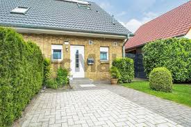 This place actually also has a decent library in it, a nice concert hall, a cafe and other performing rooms. Haus Zum Verkauf 22523 Eimsbuttel Hamburg Eidelstedt Mapio Net