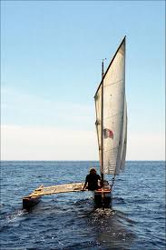 Il est venu à narbonne raconter son périple aux salariés de l'entreprise boutes qui a soutenu son aventure. Traversee De L Atlantique En Pirogue