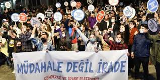 07:08 το απόγευμα η κάθοδος του ερντογάν στα κατεχόμενα. Kypros Poreia Dhmokratias Sta Katexomena Den Mporeite Na Dioikeite Thn Kypro Apo Thn Agkyra Lifo