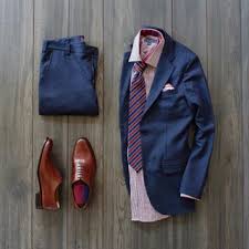 Sunday S Best With Maroon And Navy I Could See A Government Official Wear This Outfit I Have Been Debating On Naming This Combo Becau Herren Mode Outfit Mode