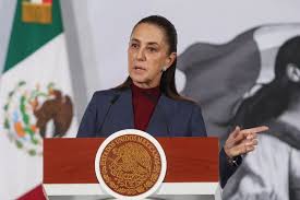 Es un insulto a migrantes mexicanos la petición que hizo la oposición al ICE sobre mí: Sheinbaum