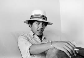 Real change—big change—takes many years and requires each generation to embrace the. La Jeunesse De Barack Obama