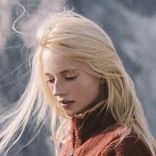 Sarah Bethea's Instagram, Twitter & Facebook