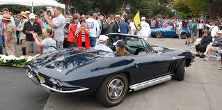 Introduced as the successor to the c1, this 1962 chevrolet corvette c2 looks great with its silver pearl metallic paint, matching silver grey interior, double exhaust and knockoff wheels. 1966 Corvette