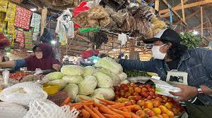 Bidang pertanian, kegiatan pertanian umumnya dilakukan di sawah (padi, palawija, tanaman holtikultura) dan di perkebunan (teh, tembakau, karet, kopi, kelapa sawit. Kunci Jawaban Tema 8 Kelas 5 Sd Mi Subtema 2 Hal 68 74 Jenis Jenis Usaha Yang Dikelola Perorangan Halaman All Tribunnewsmaker Com