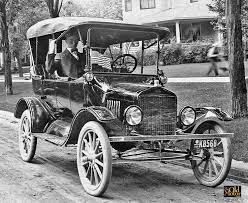 Model T Ford Forum Old Photo Patriotic Model T Ford Wearing The Stars And Stripes Ford Models Ford American Classic Cars