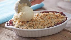 Birnen Crumble Mit Almette Zimteis Ein Leckeres Almette Rezept Rezept Birnen Crumble Lebensmittel Essen Lecker