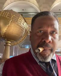 Actor Wendell Pierce has shared a new look at his Perry White in Superman!