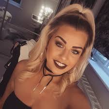 Rosie Butler (@rosiebutler94)