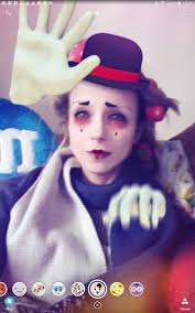 Vicky Walton (@VWalton27)