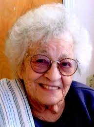 Ellen Butts's Instagram, Twitter & Facebook