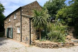 If you need a retreat in the country but the sea on your doorstep, you need a visit to poltair holiday barns. Croft Prince Barn Self Catering Holiday Cottage Near St Agnes Cornwall