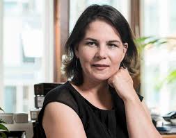 Последние твиты от annalena baerbock (@abaerbock). Grunen Chefin Annalena Baerbock Im Interview