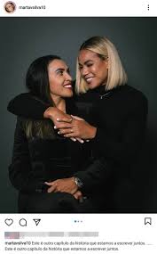 Jun 18, 2021 · com marta e formiga, pia convoca seleção feminina para olimpíada caminho rumo a medalha de ouro inédita começa no dia 21 de julho, contra a china, em miyagi. Marta Anuncia Noivado Com A Tambem Jogadora Toni Deion Oitomeia