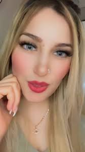 ليدي سارة: احترس من تقليب الفيديوات واللايفات